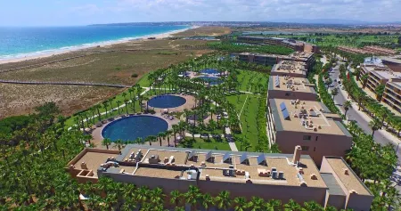 The Westin Salgados Beach Resort, Algarve