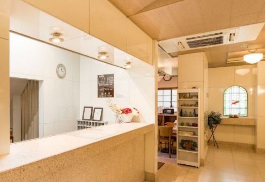 비즈니스 호텔 애플의 깔끔한 로비 이미지