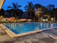 Cococay Resort Hotel - Pools