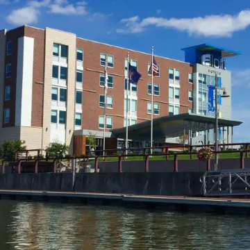 Aloft Syracuse Inner Harbor