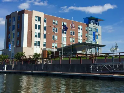 Aloft Syracuse Inner Harbor