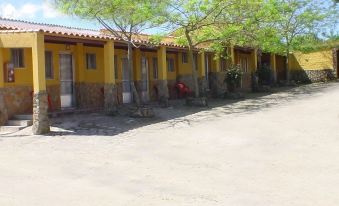 Hostal Las Encinas - Housity