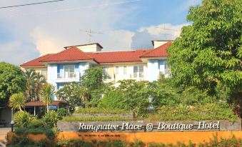 Rungnatee Place & Boutique Hotel