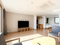 Heyy Seogwipo Hotel Hotels near Sammaebong Park