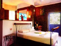 Boulder Garden Hotels near Magurugoda Paththini Dewalaya