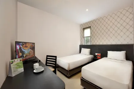 Crew Express Hotel