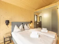 Superior Mit 4 Schlafzimmern & Wellness - 停車場