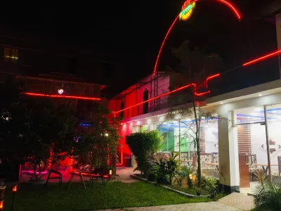 Cafe Green Valley Отели в г. 