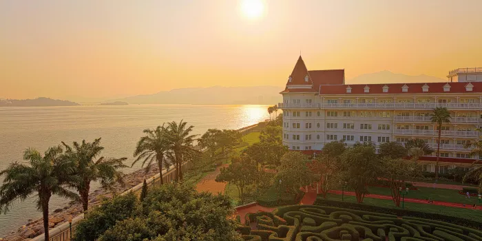Hong Kong Disneyland Hotel image 1
