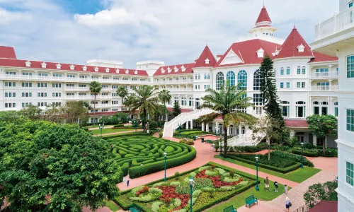 Hong Kong Disneyland Hotel