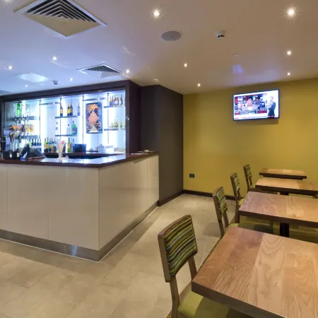 Premier Inn Cheltenham Town Centre