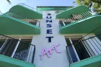 Sunset Art Beach Front Hotels in Tschernomorez