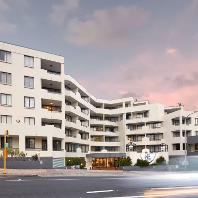 West End Central Apartments Hotels near Queensland Museum Kurilpa