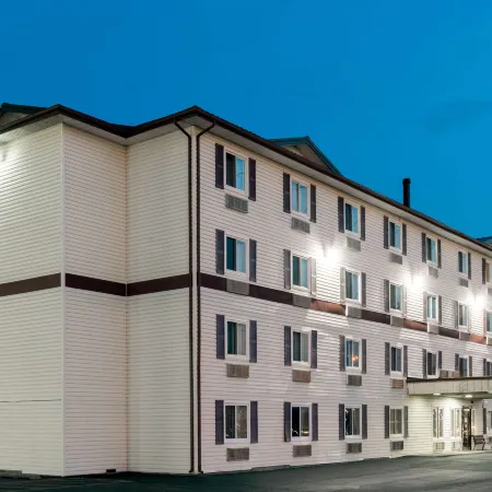Super 8 by Wyndham Springfield East