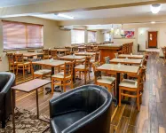 Quality Inn Oakwood - breakfast