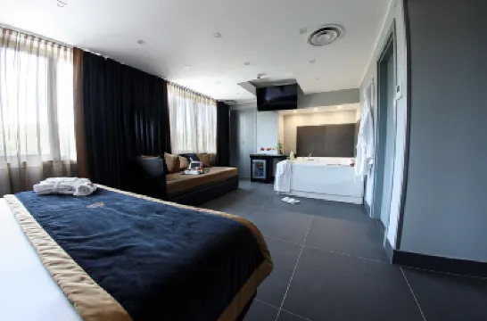 Best Western JFK Hotel Hotel in zona Piscina Felice Scandone