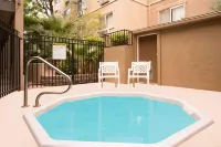 Days Inn by Wyndham St. George - Pools