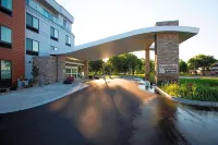 Fairfield Inn & Suites Detroit Lakes Hotel berhampiran Detroit Lakes