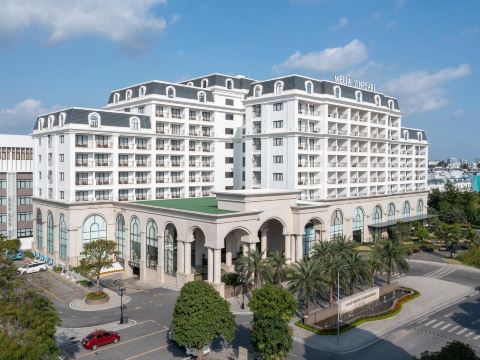 Melia Vinpearl Hai Phong Rivera