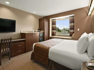 Microtel Inn & Suites by Wyndham St Clairsville/Wheeling Hotels in Richland Township
