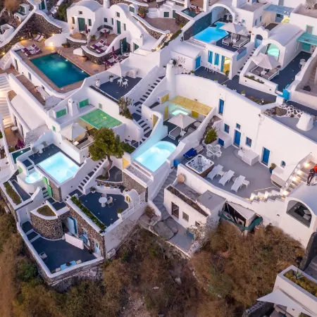 Dreams Luxury Suites