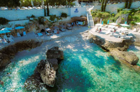 Maritim Marina Bay Resort & Casino Hotel a 