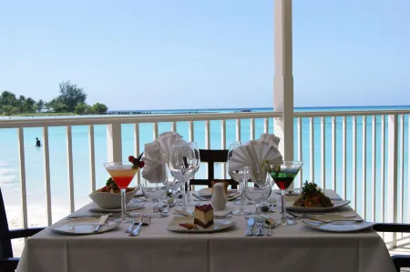 Radisson Aquatica Resort Barbados Отели в г. Бриджтаун