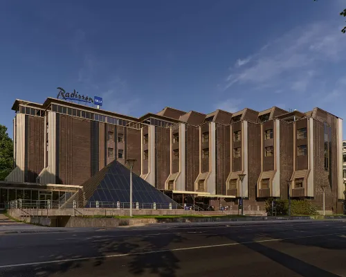 Radisson Blu Ridzene Hotel, Riga Hotels near Freedom Monument