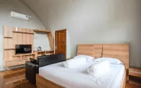 Miracle Signature Hills Hotel dekat the Ranch Ciater Subang