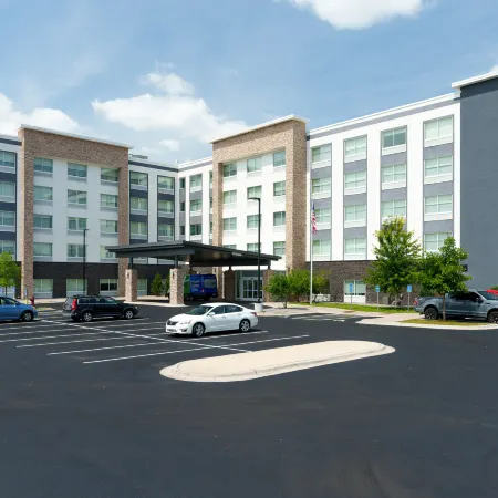 Holiday Inn Express & Suites MALL OF AMERICA - MSP AIRPORT by IHG