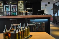 Hôtel les 3 Lieux - Restaurant Gastronomique, Bistrot, Espace Sensoriel Hotels in Brissac-Quince