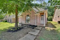 Shelby Farms Greenline Access Modern Cordova Home - Parkplatz