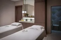 Address Beach Resort Bahrain - spa