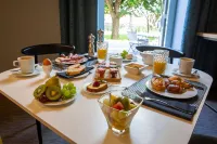 The Originals Boutique Hôtel des Sources Nevers Nord Hotels in Nievre