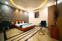 Royal Palace Hotels near Shri hari vidhnu dham trust