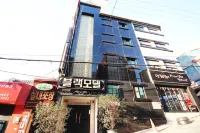 Busan Sasang Black Hotels in Gimhae International Airport