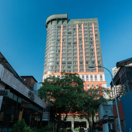 Starus Hotel Bukit Bintang Отели рядом с достопримечательностью «Развлекательный центр TREC KL»