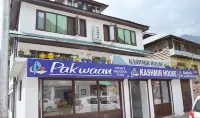 Kashmir House Pahalgam Hotels in Pahalgam