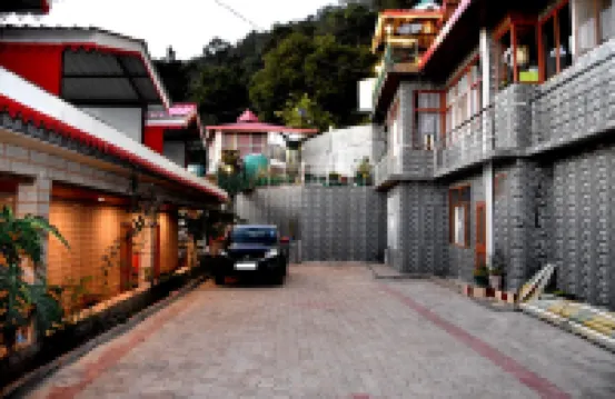 Hotel Pine View Kasauli