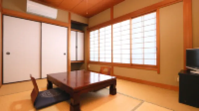 Yadokari a Hot-Spring Inn Featuring Local Seafood Cuisine