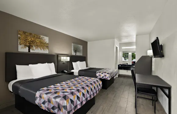 貝爾頓騎士酒店