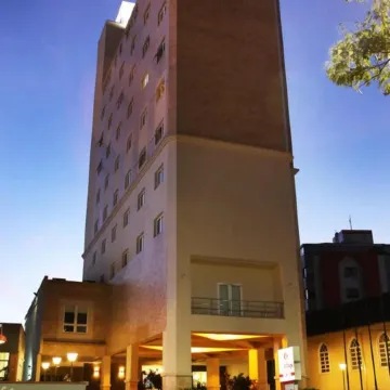 Le Village Flats e Hotel