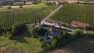 Fattoria Santa Vittoria Apartment Gazza