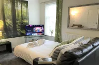 Restful 1-Bedroom Flat in St Helens
