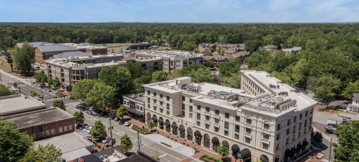 The Hamilton Alpharetta, Curio Collection by Hilton Hotels in Alpharetta