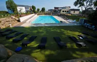 Brit Hotel Golfhotel Saint Samson - Pools