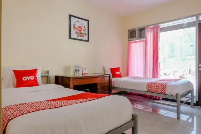 RedDoorz at CBR Residence Blimbing Hotel dekat Masjid Al Hadid VEDC Malang