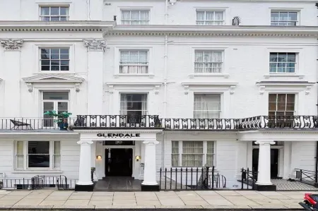 Glendale Hyde Park Hotel