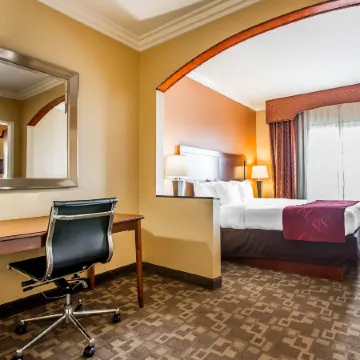 Comfort Suites Oceanside Camp Pendleton Area