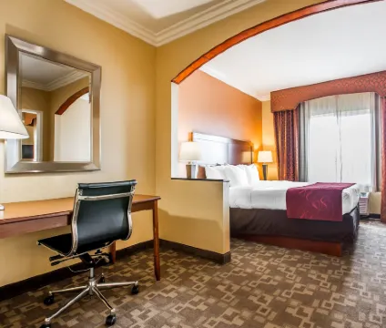 Comfort Suites Oceanside Camp Pendleton Area